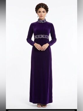 VINTAGE 1960’s hippie vibe hand crafted velvet Purple Long Sleeve Dress size 2